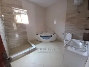 Furnished 6bdrm Mansion in Kiwatule, Nakawa for Sale