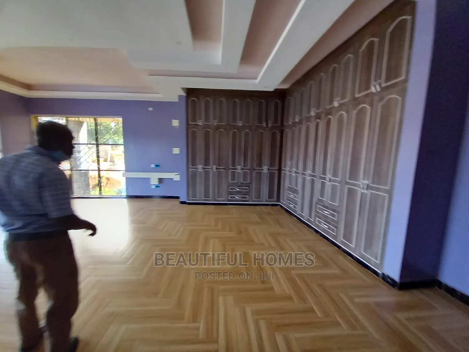 Furnished 6bdrm Mansion in Kiwatule, Central Division for Sale