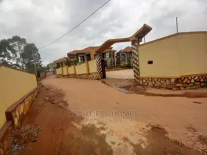 Furnished 7bdrm Mansion in Kiwatule Posh, Central Division for Sale