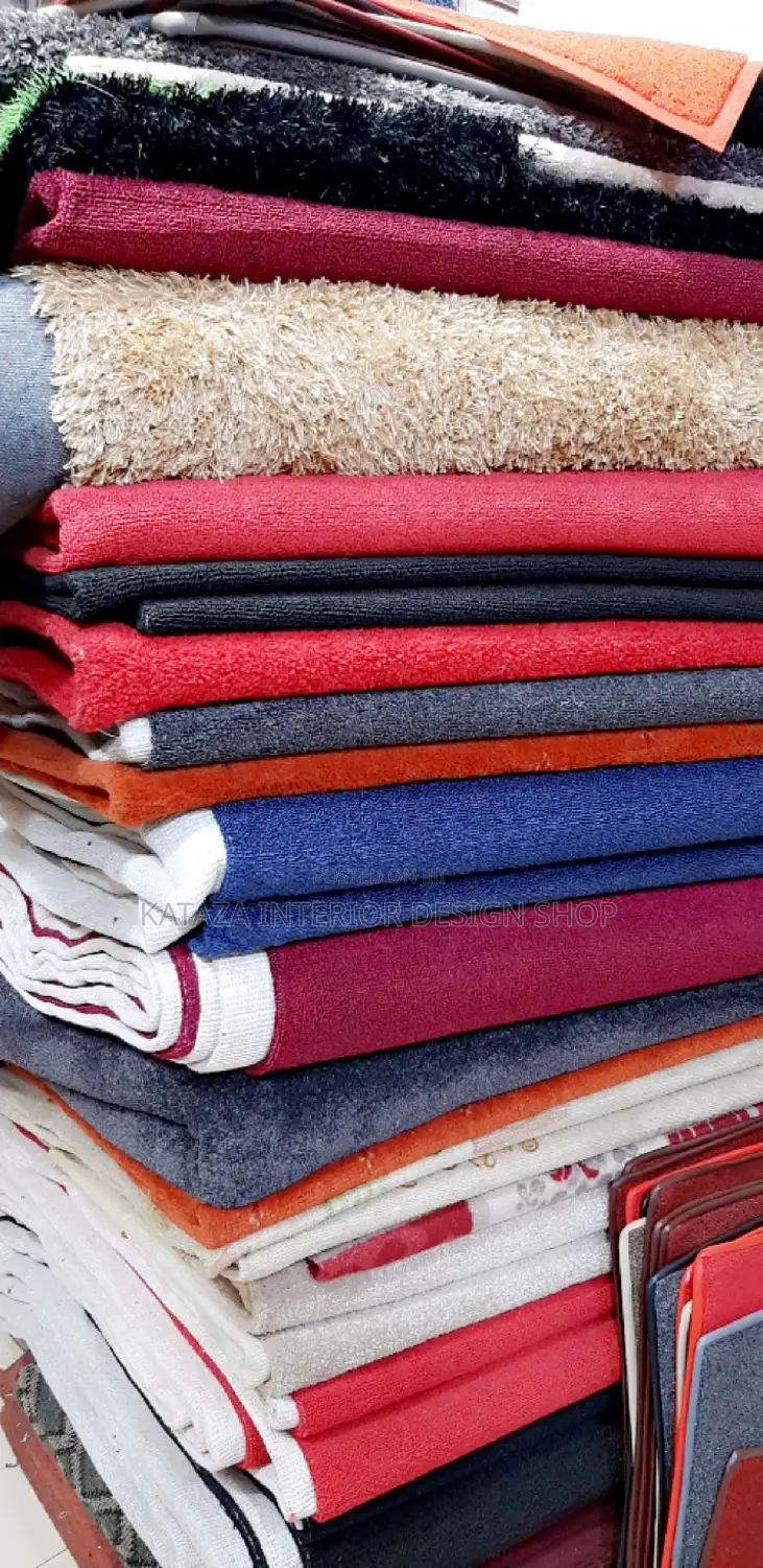 Woolen Carpets (Wall to Wall Carpets)