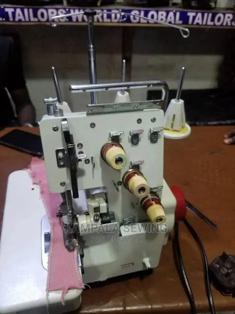 Overlock Sewing Machine