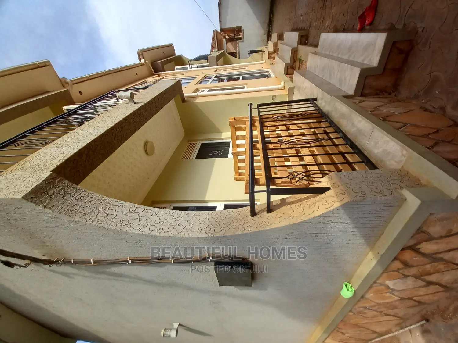 Furnished 1bdrm Apartment in Kira, Central Division for Sale