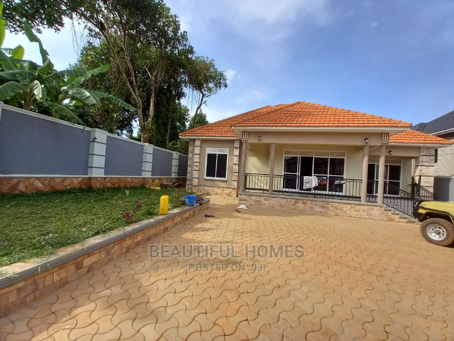 Furnished 4bdrm House in Kira for Sale