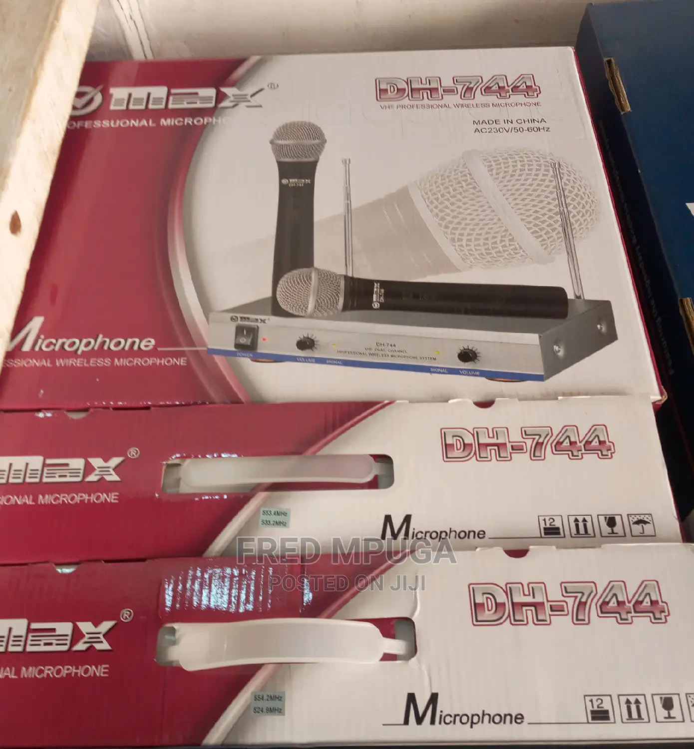 Wiress Microphone