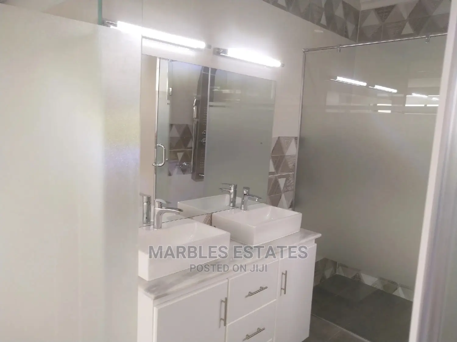 4bdrm Townhouse/Terrace in Naguru, Central Division for Rent
