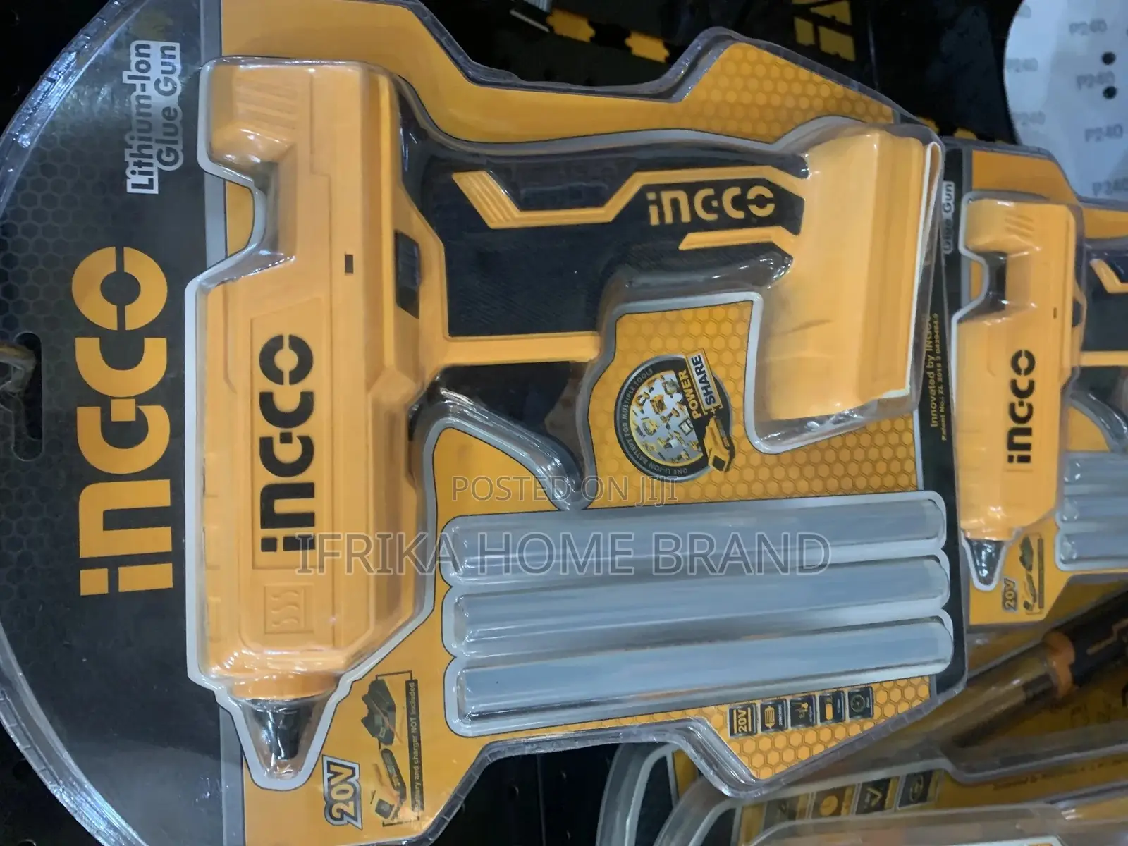 INGCO Hot Melt Glue Gun + 3 Pieces Glue Sticks