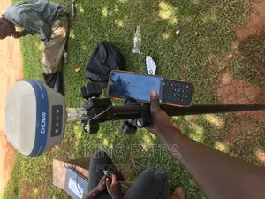 Well Skilled Surveyors Who Focus on Property Boundaries and Disputes.