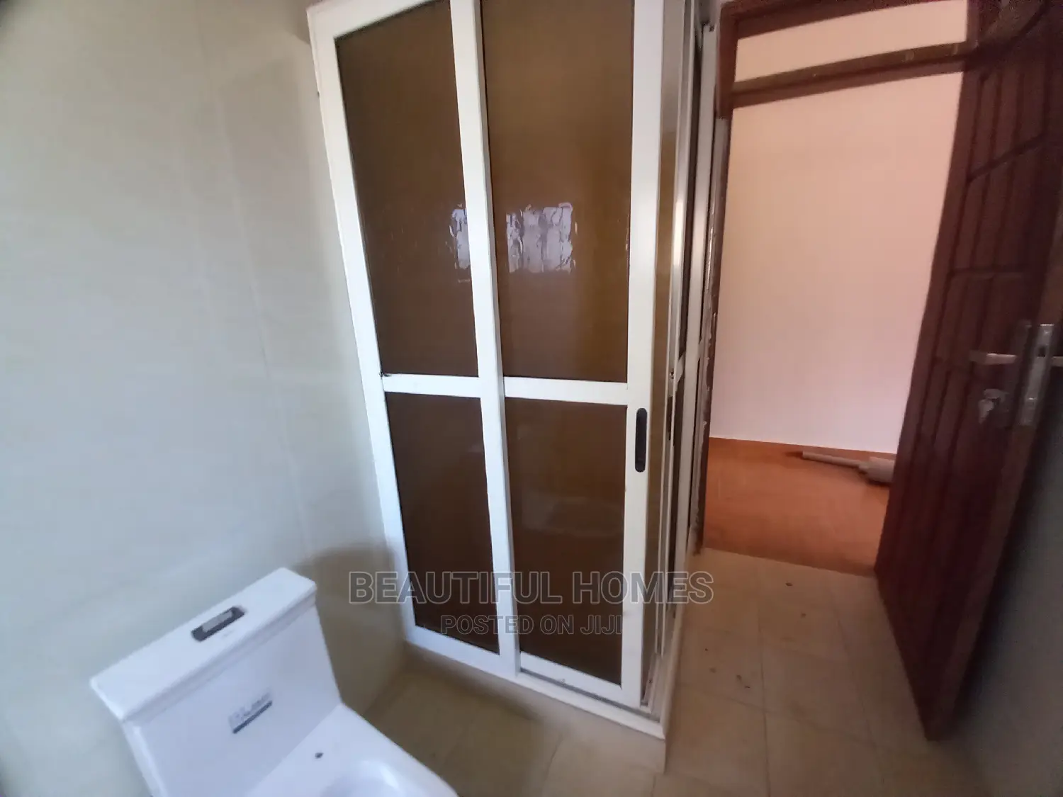 Furnished 1bdrm Apartment in Kira for Sale