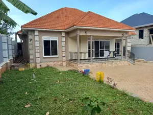 Furnished 4bdrm House in Kira for Sale