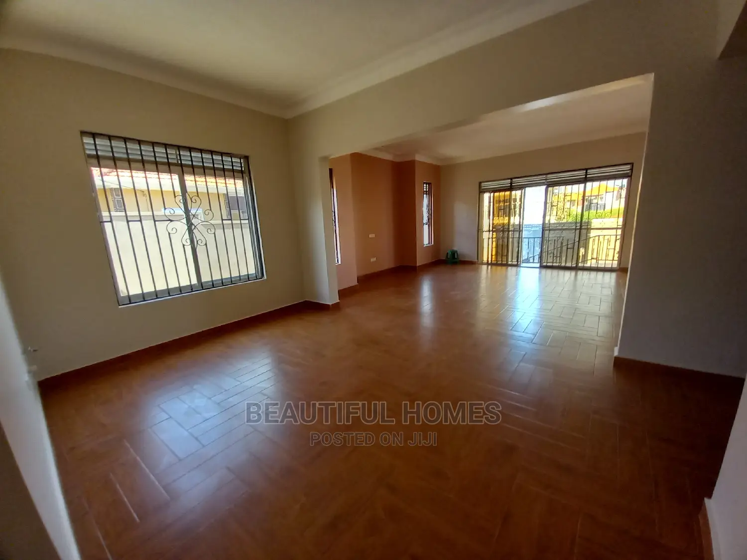 Furnished 4bdrm House in All Tarmack, Kira for Sale