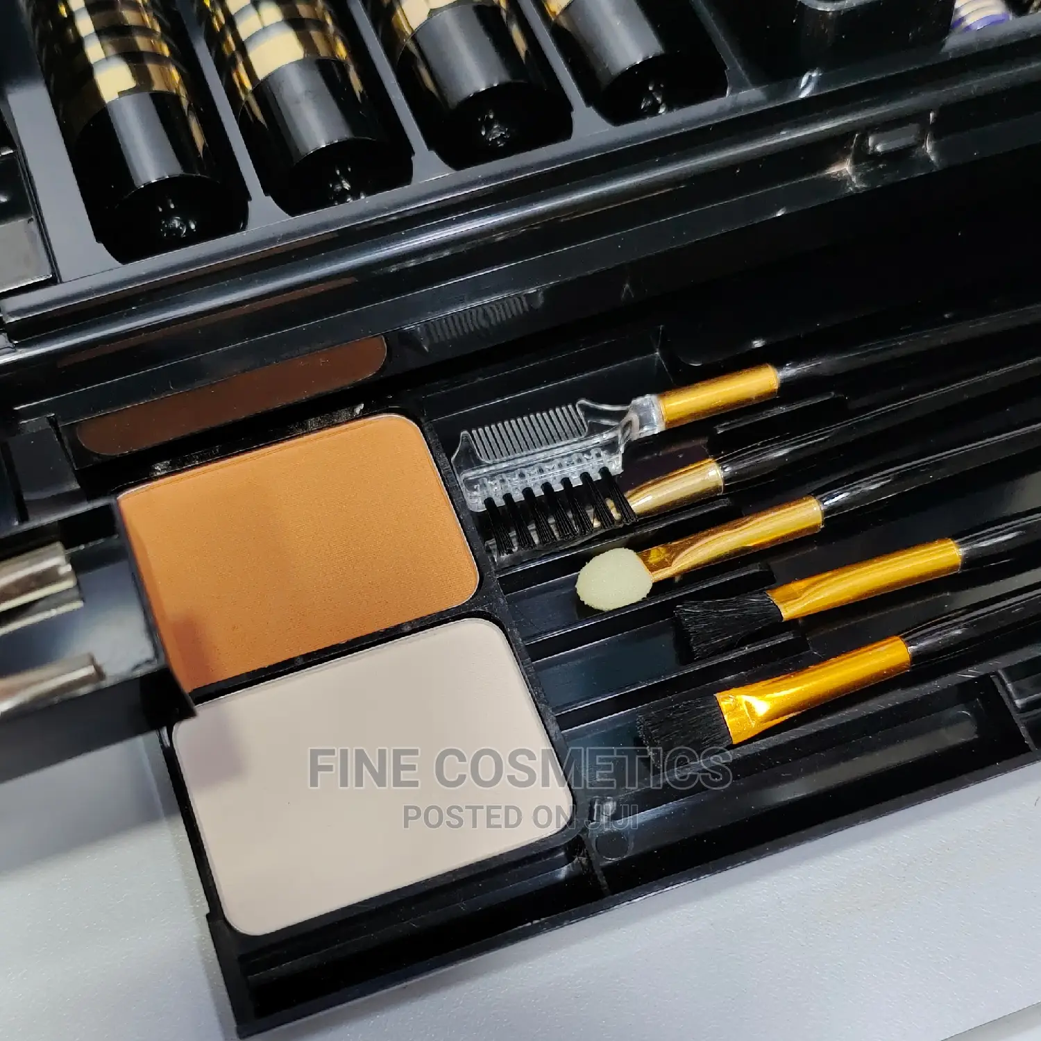 Beauty Fancy Collection Stylish And Fashionable Makeup Kit