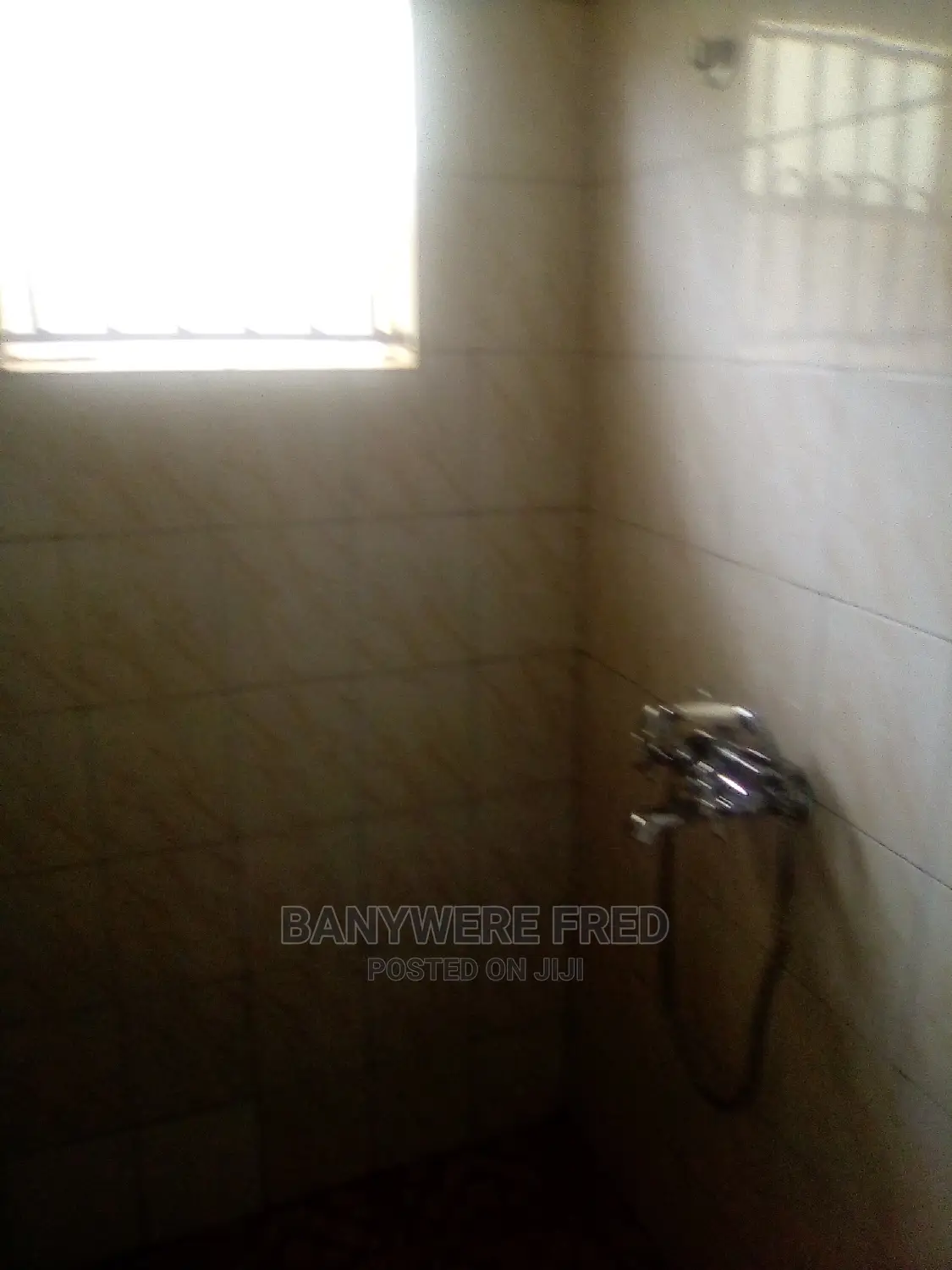 Furnished 3bdrm Bungalow in Dan Estate, Central Division for Rent