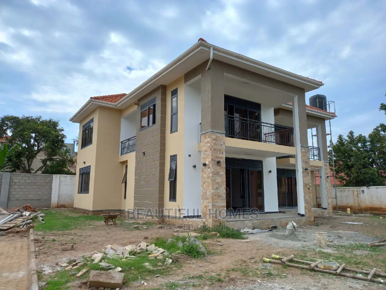 Furnished 6bdrm Mansion in Muyenga, Makindye for Sale