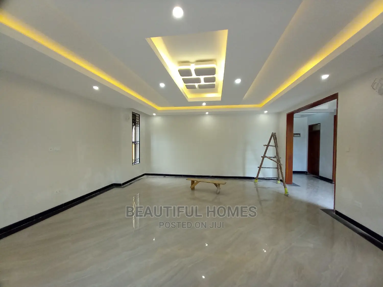 Furnished 6bdrm Mansion in Muyenga, Central Division for Sale
