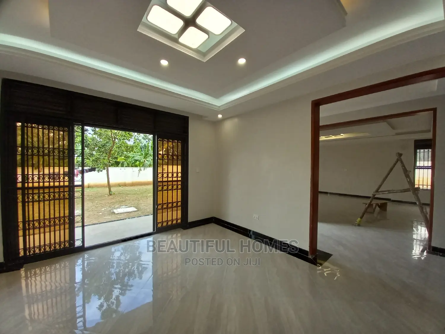 Furnished 6bdrm Mansion in Muyenga, Central Division for Sale