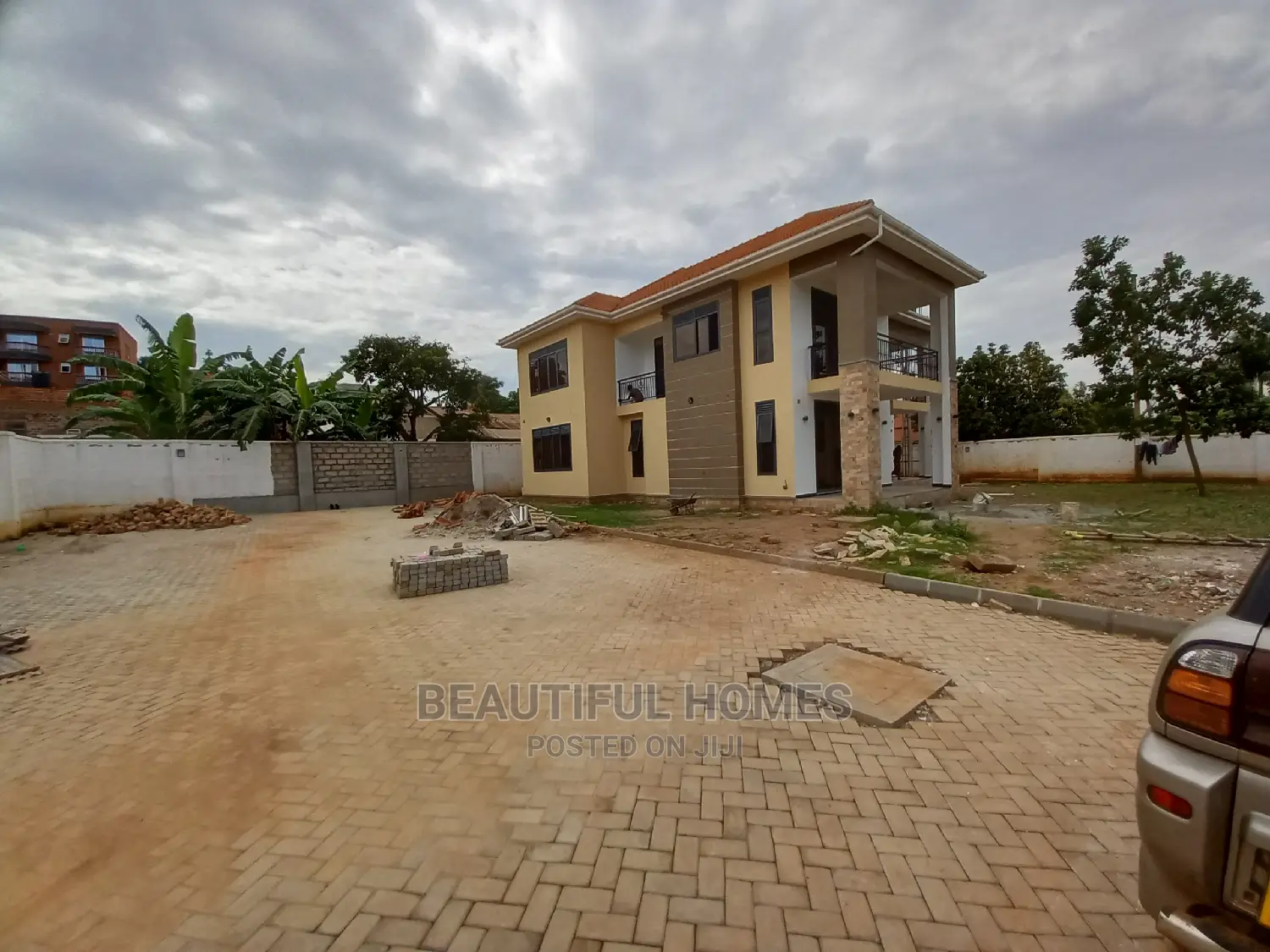 Furnished 6bdrm Mansion in Muyenga, Makindye for Sale