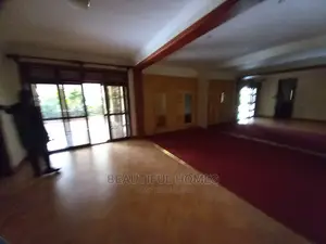 Furnished 7bdrm House in Muyenga, Makindye for Sale