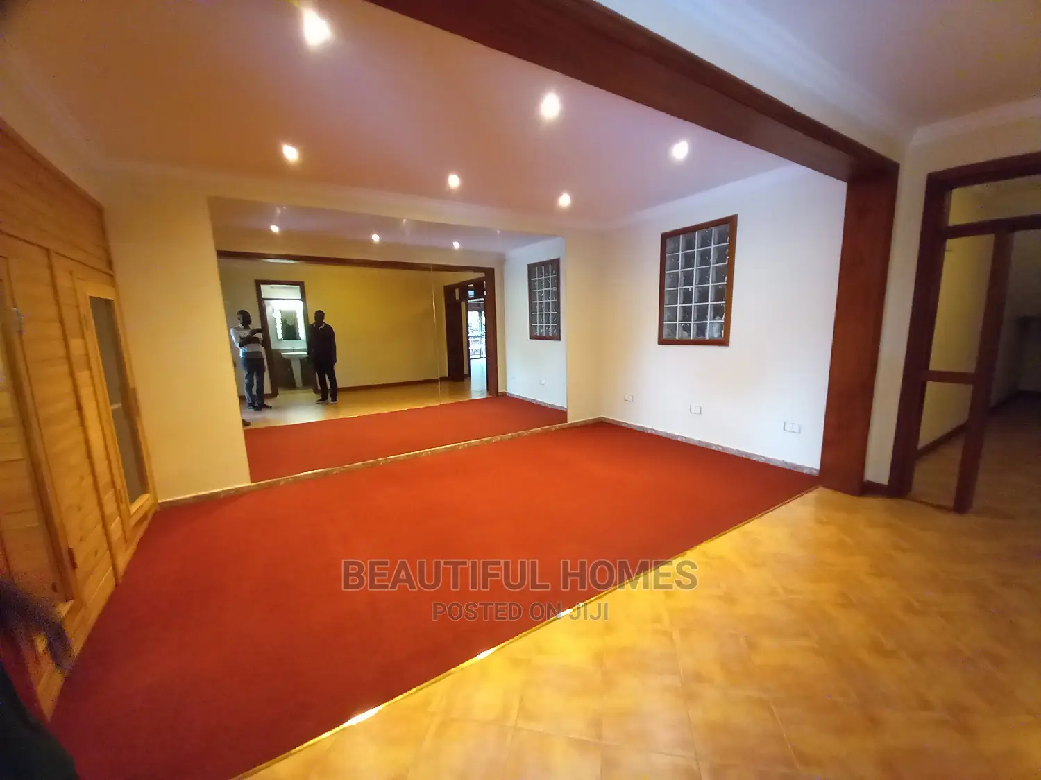 Furnished 7bdrm House in Muyenga, Makindye for Sale