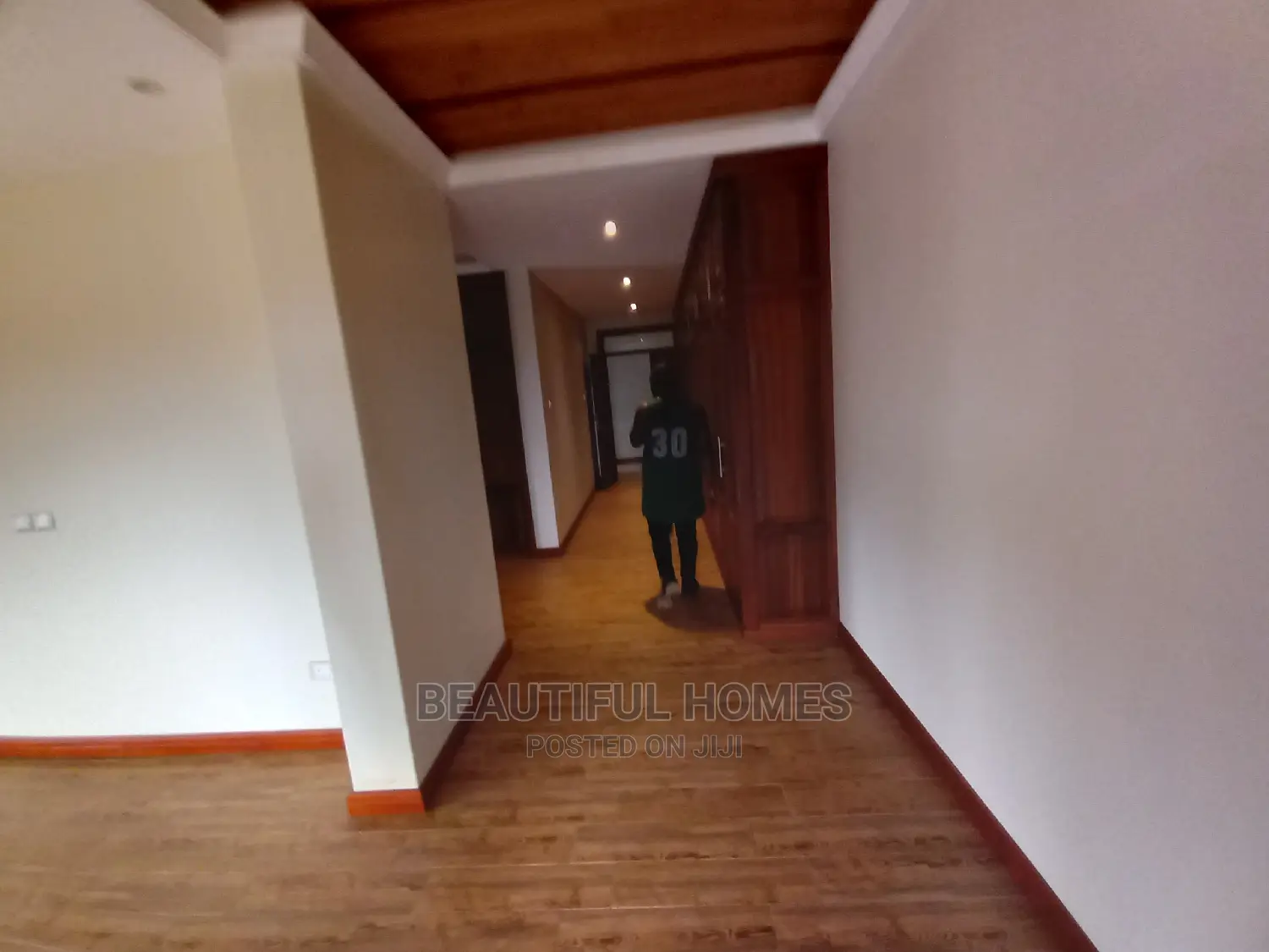Furnished 7bdrm Mansion in Muyenga, Makindye for Sale