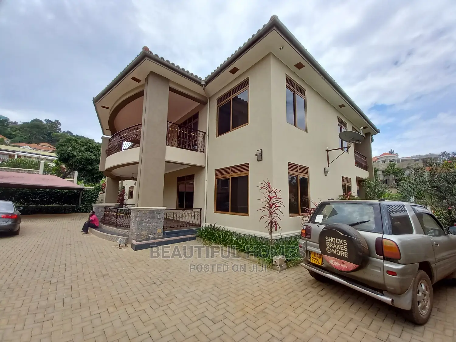 Furnished 7bdrm Mansion in Muyenga Rich Class, Makindye for Sale
