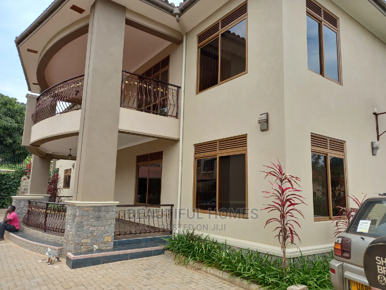 Furnished 7bdrm Mansion in Muyenga Rich Class, Makindye for Sale