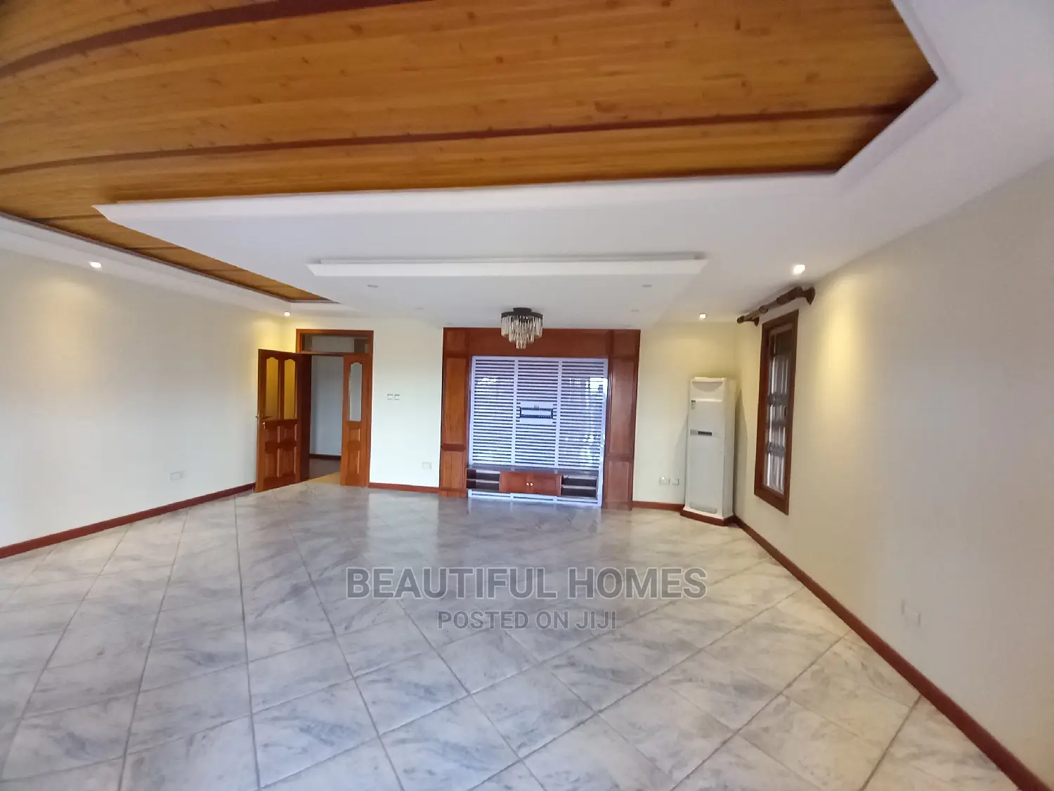 Furnished 7bdrm Mansion in Muyenga, Makindye for Sale