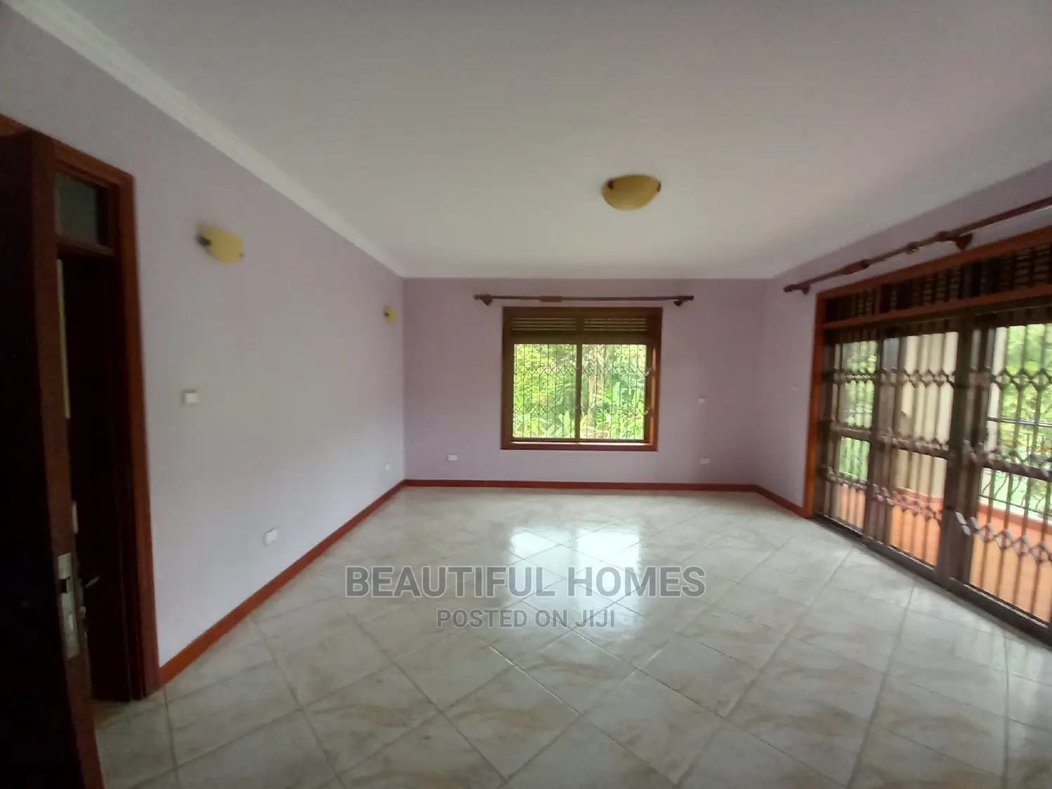 Furnished 7bdrm Mansion in Muyenga, Makindye for Sale