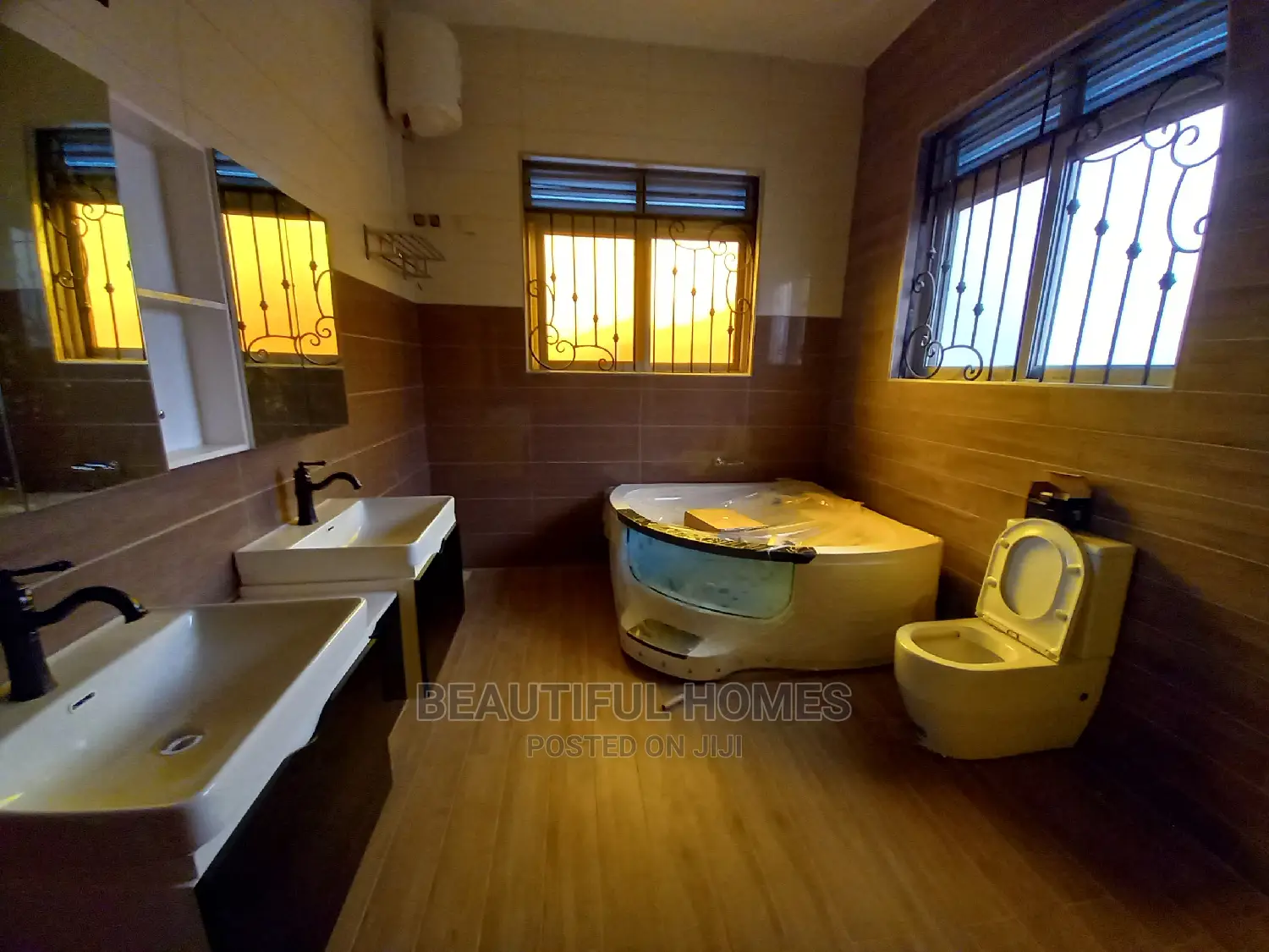 Furnished 7bdrm Mansion in Muyenga, Makindye for Sale
