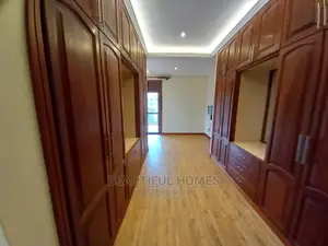 Furnished 7bdrm Mansion in Muyenga Organised, Makindye for Sale