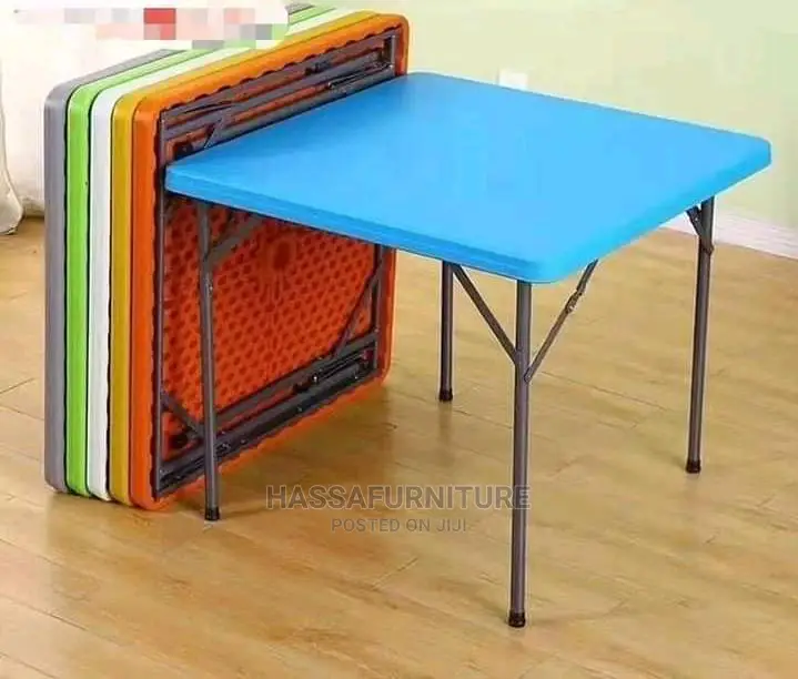 Foldable Restaurant Table Squared