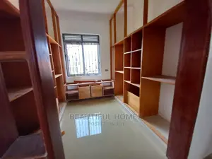 Furnished 6bdrm Mansion in Munyonyo Lake View, Makindye for Sale