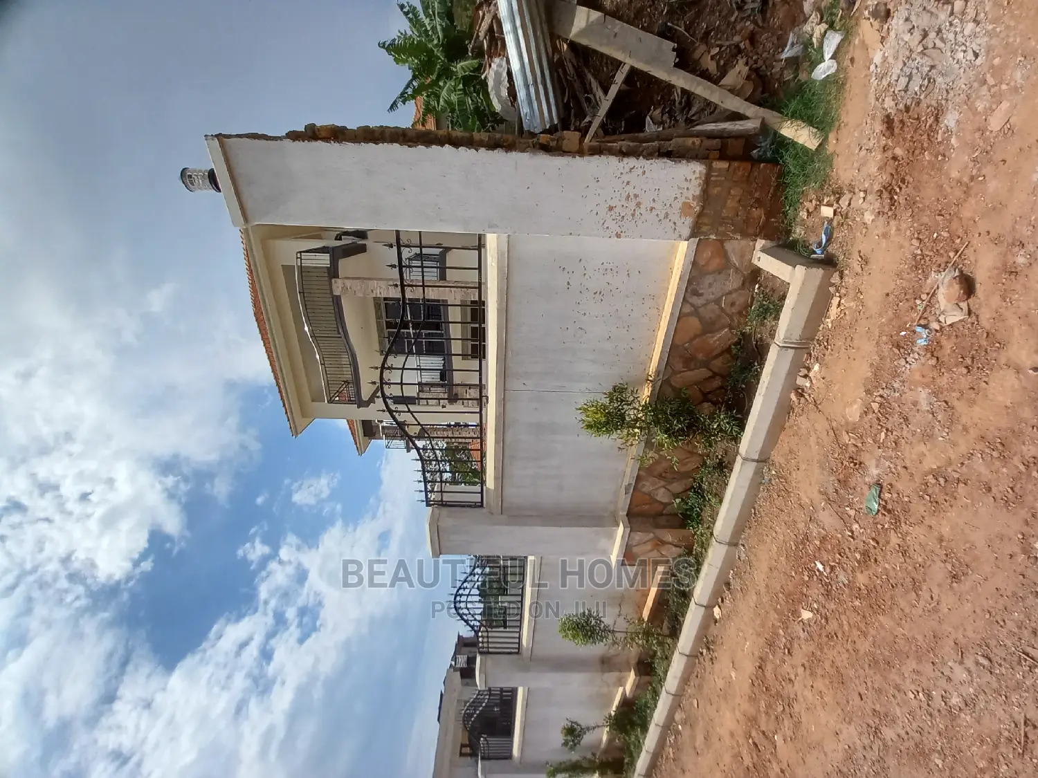 Furnished 6bdrm Mansion in Munyonyo, Central Division for Sale