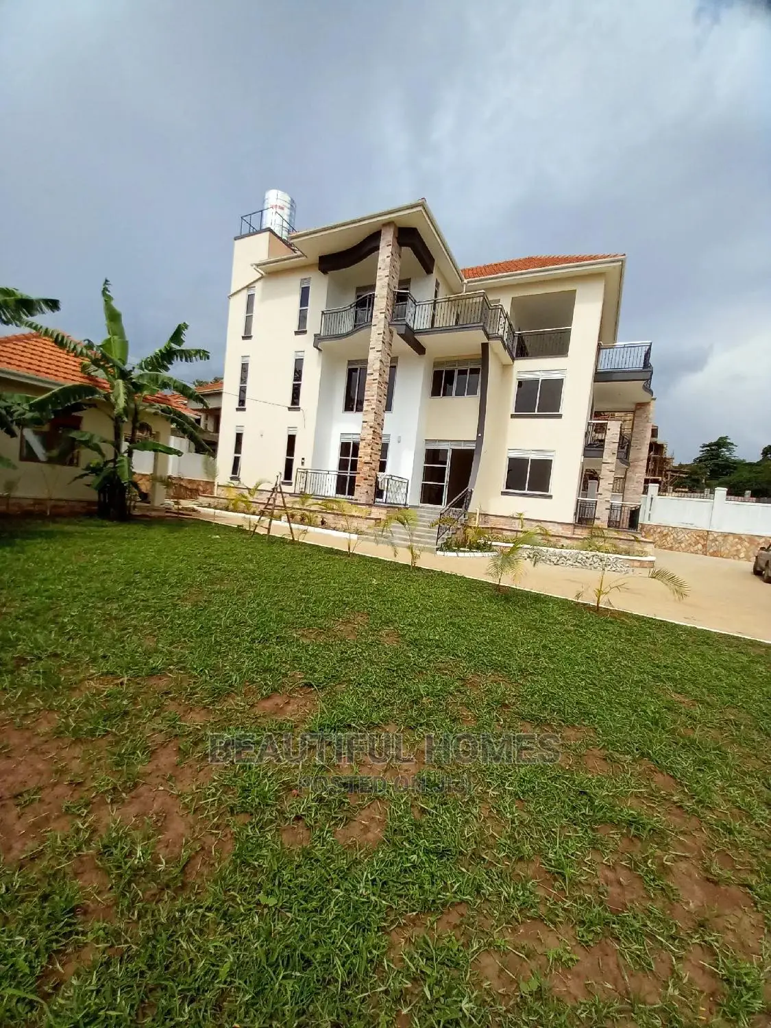Furnished 6bdrm Mansion in Munyonyo, Central Division for Sale