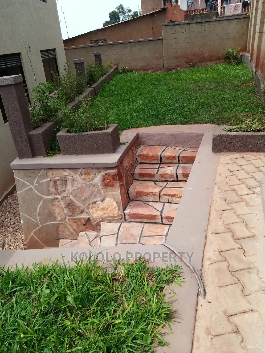 1bdrm Apartment in Mbuya, Central Division for Sale