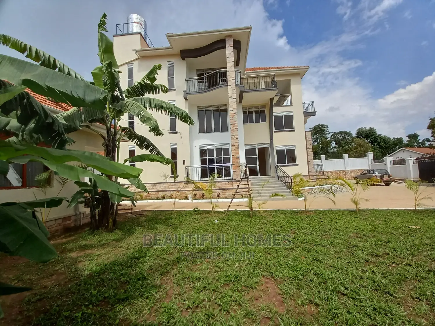 Furnished 6bdrm Mansion in Munyonyo Wealthy, Makindye for Sale