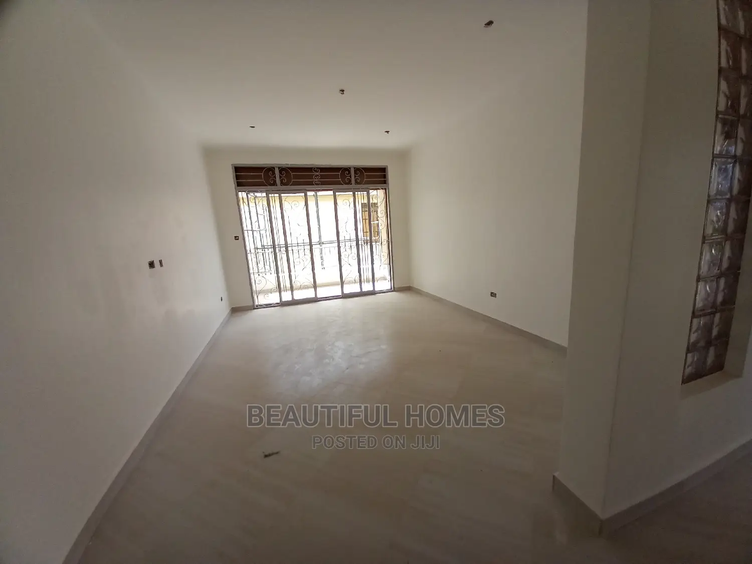 Furnished 6bdrm Mansion in Munyonyo, Makindye for Sale