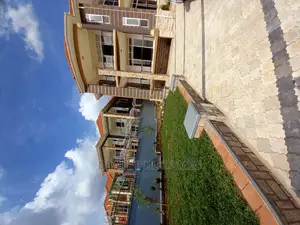 Furnished 6bdrm Mansion in Kira Tarmack for Sale