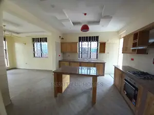 Furnished 4bdrm Mansion in Kira for Sale