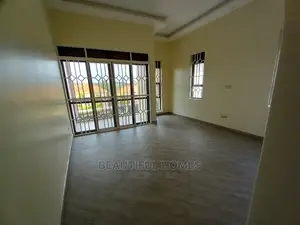 Furnished 4bdrm Mansion in Kira for Sale