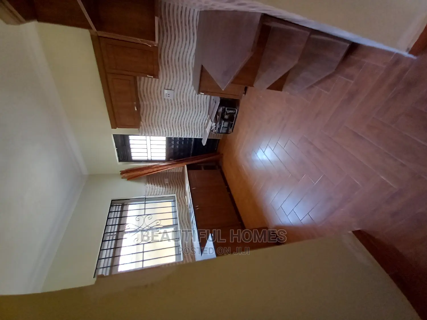 Furnished 4bdrm House in All Tarmack, Kira for Sale