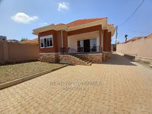 Furnished 4bdrm House in All Tarmack, Kira for Sale