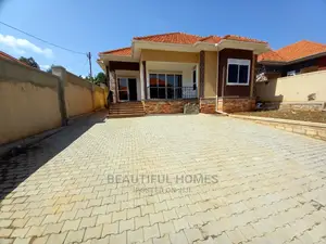 Furnished 4bdrm House in Kira Tarmack Estate for Sale