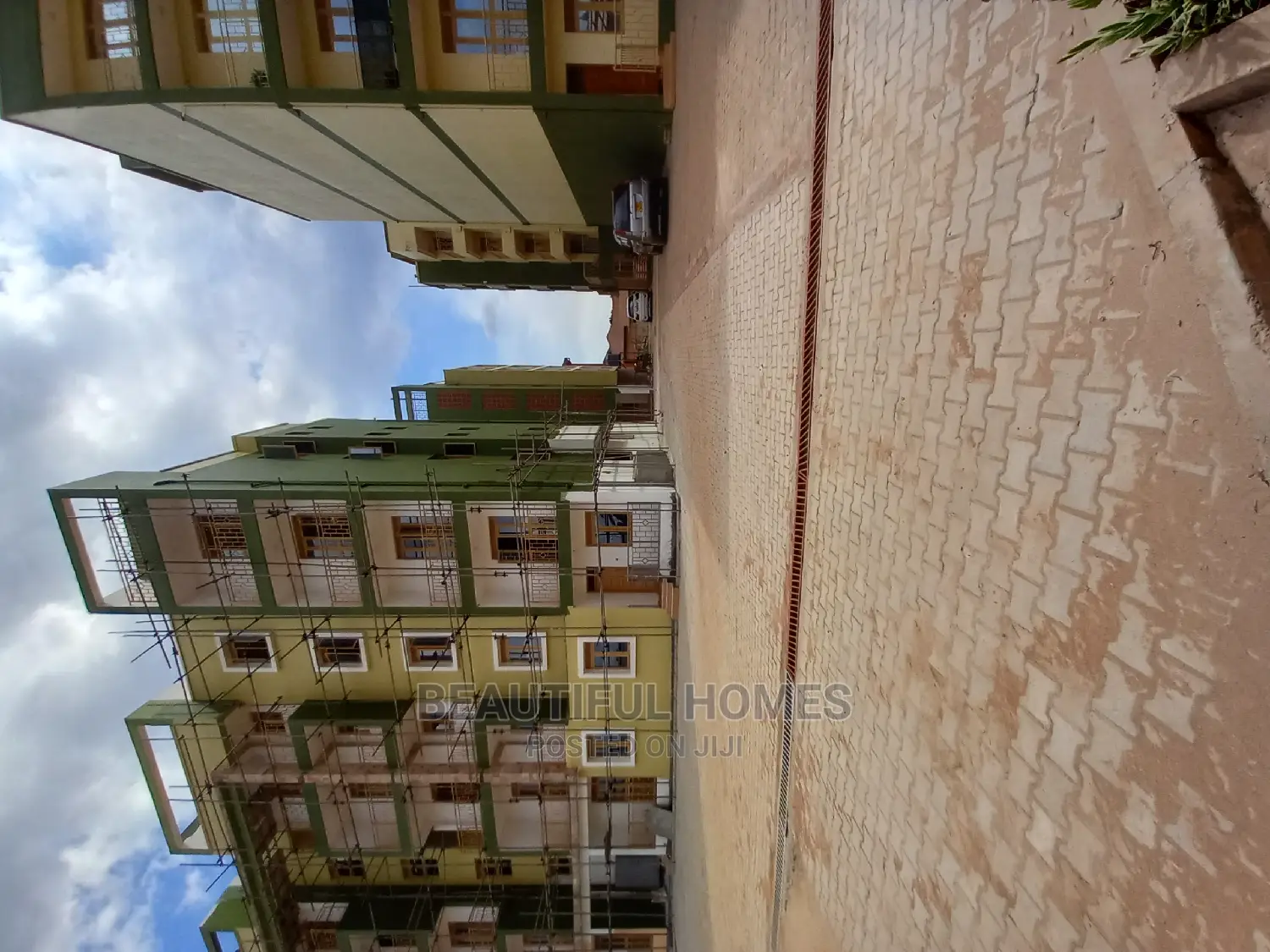 Furnished 2bdrm Condo in Bukoto, Central Division for Sale