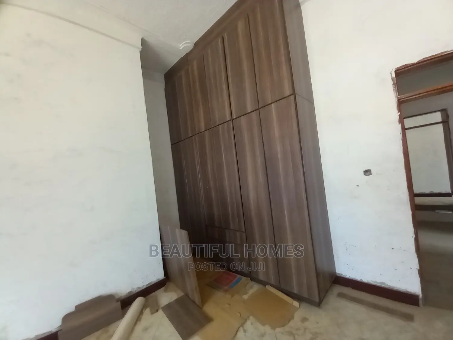 Furnished 4bdrm House in Kira for Sale