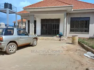 Furnished 4bdrm House in Kira for Sale