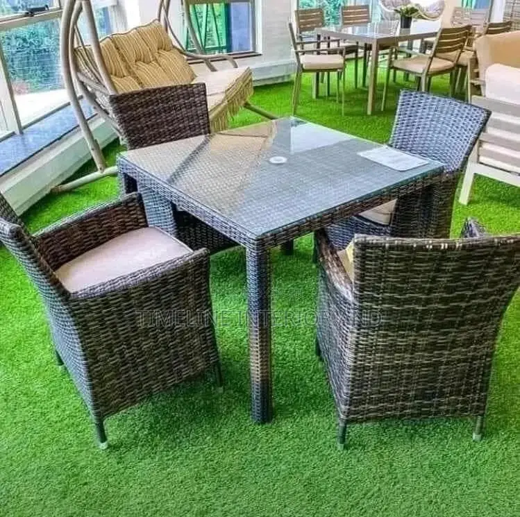 Artificial Grass in Bulky Supplies.