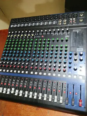 Yamaha Mg20xu Mixer 20 Channles