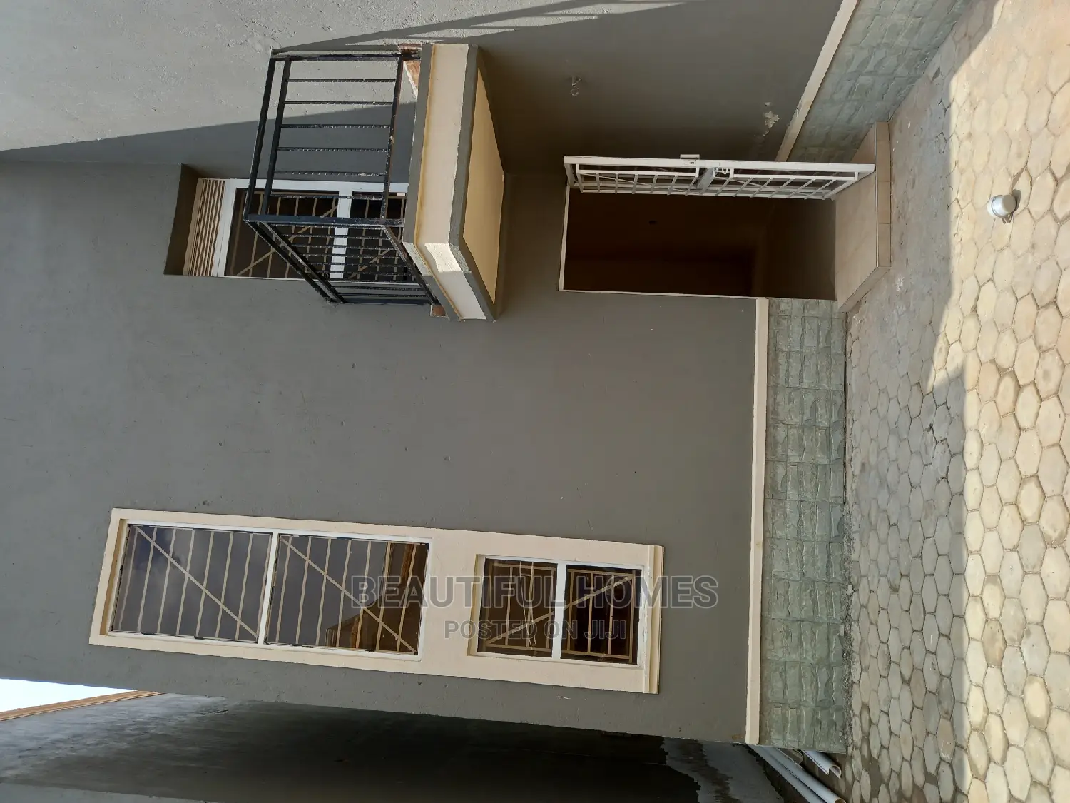 Furnished 4bdrm Duplex in All Tarmack, Kira for Sale