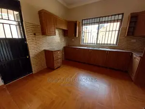 Furnished 4bdrm Bungalow in Kira Tarmack, Central Division for Sale