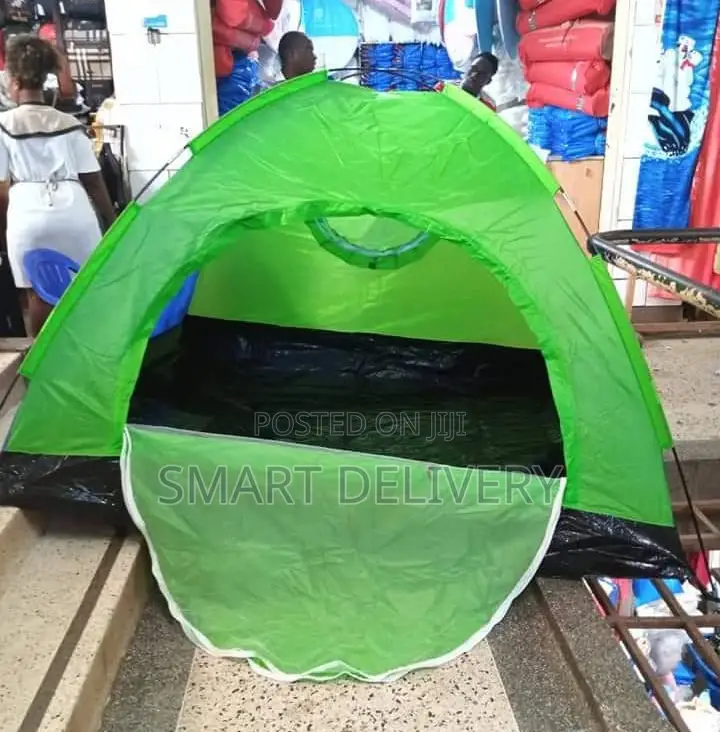 Durable 2-5 People Camping Tents